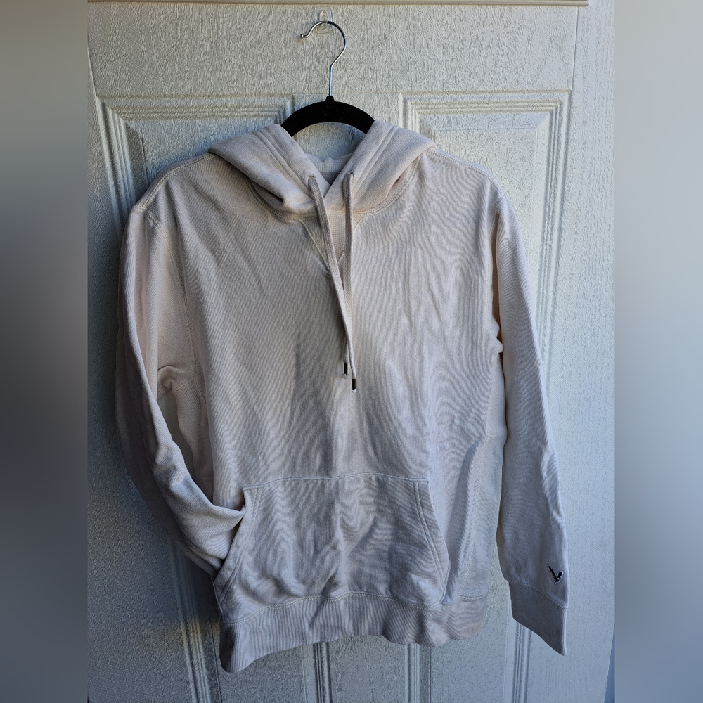 American Eagle Men's Small White/Cream Pullover Hoodie